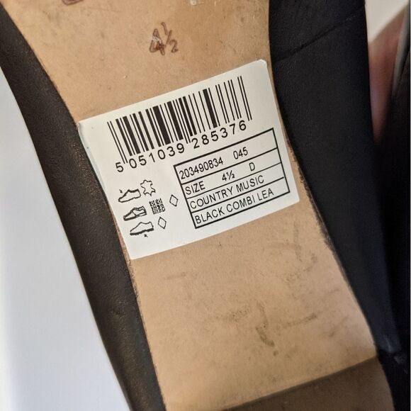 CLARKS Cushion soft black leather heels size 7 US @s4 - Picture 3 of 13